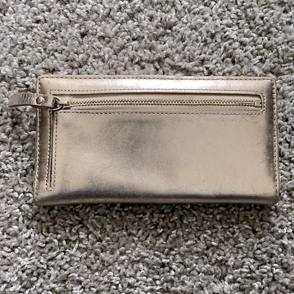 Kate Spade Rose Gold Wallet - Picture 2 of 4